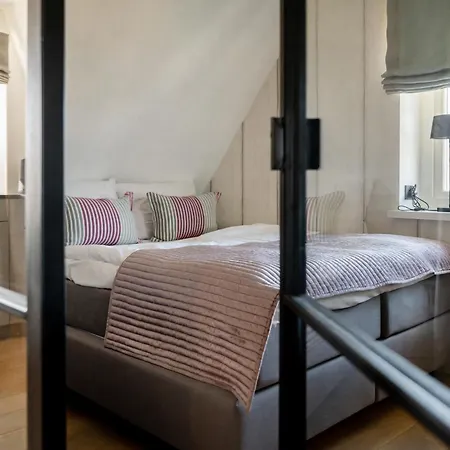 Hotell Strandvogtei 3*