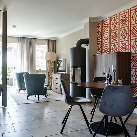 Hotell Strandvogtei 3*